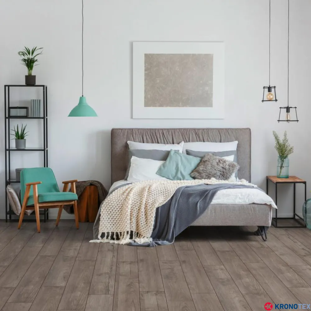 Ламинат Kronotex Exquisit Тик Ностальгия Серебряный D3242