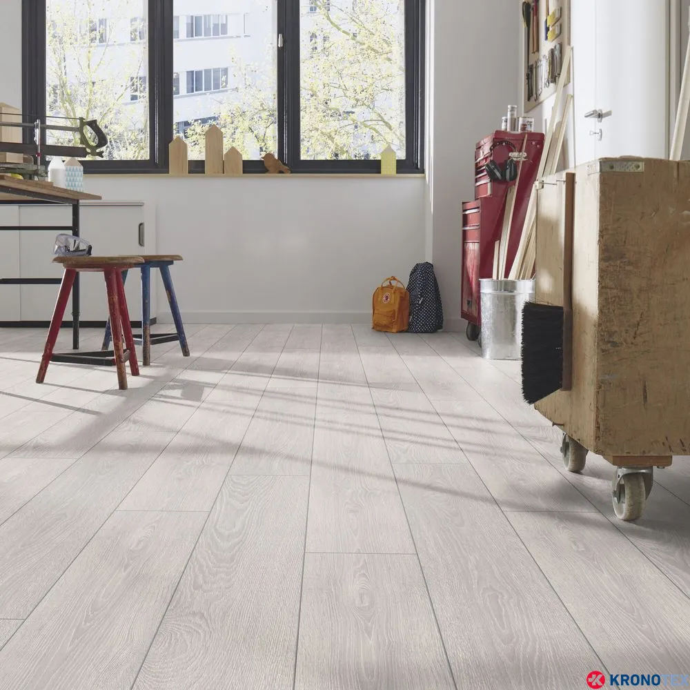 Ламинат Kronotex Robusto Дуб Столичный Светлый D2800