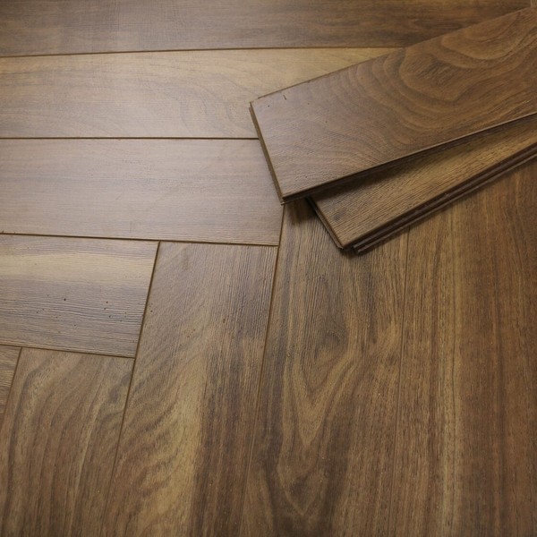 HDF ламинат Дуб Ивеланн (Oak Iveland) HR1022