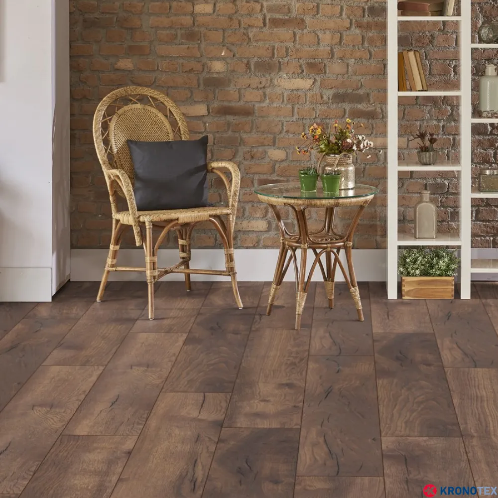 Ламинат Kronotex Aqua Amazone Дуб Тёмный Петерсон D4766