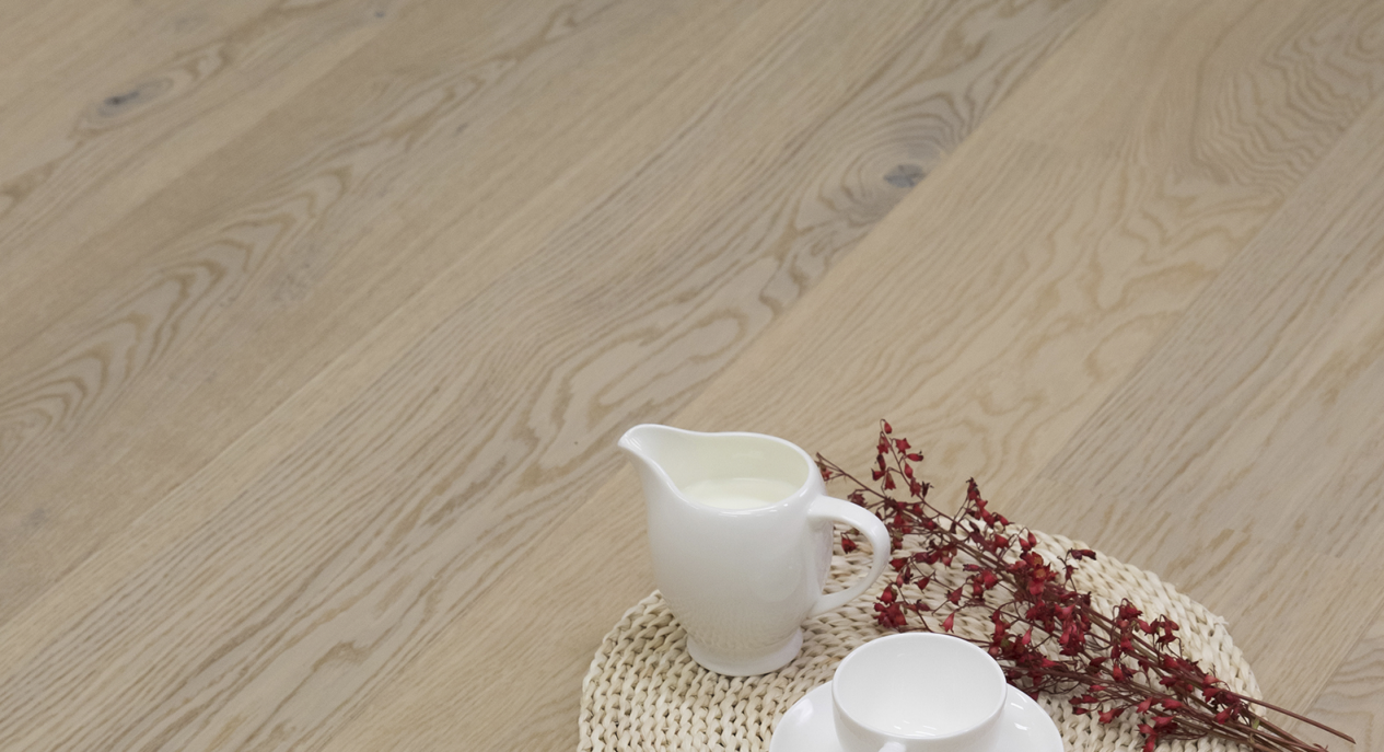 Паркетная доска Karelia светлый ДУБ 4 STORY HAMLET WHITE